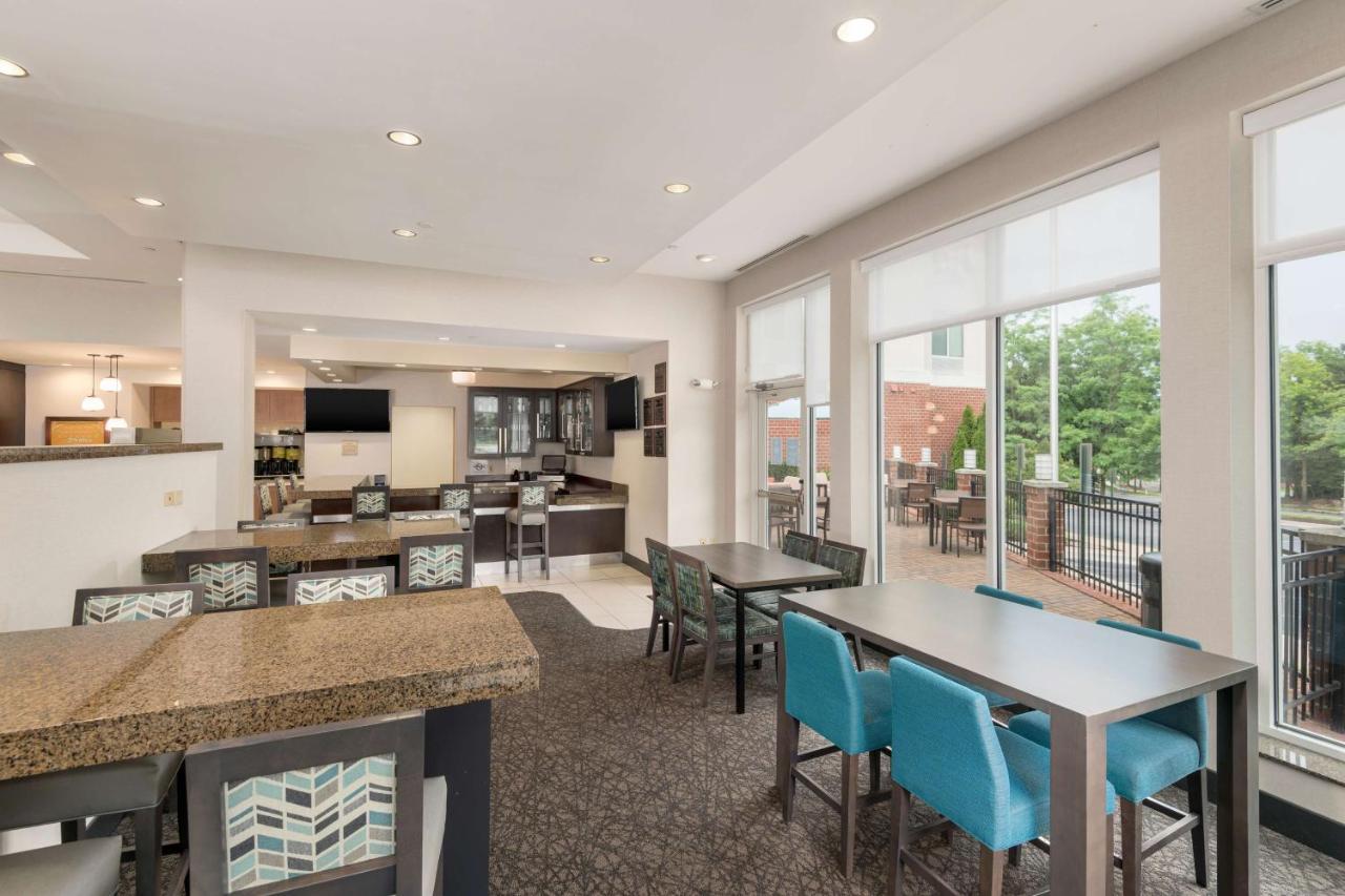 Hotel Hilton Garden White Oak 3*