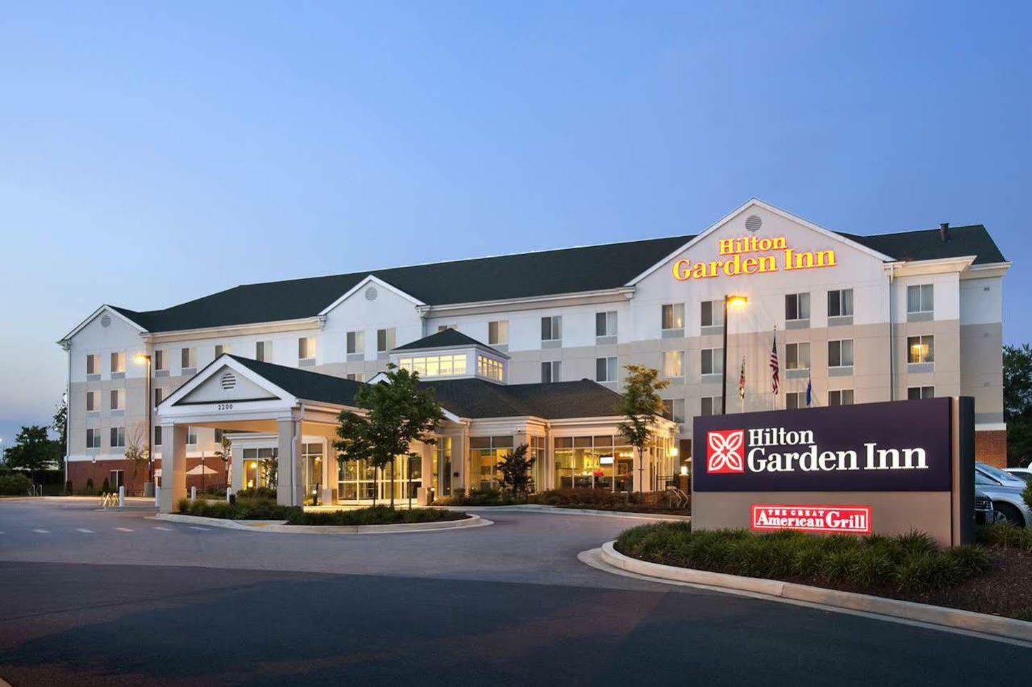 Hilton Garden White Oak Hotel