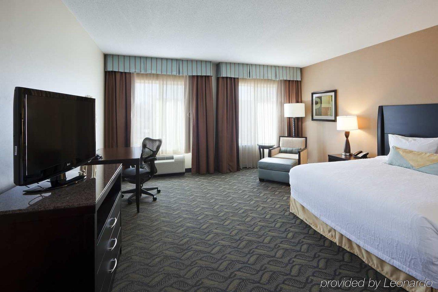 Hotel Hilton Garden White Oak 3*
